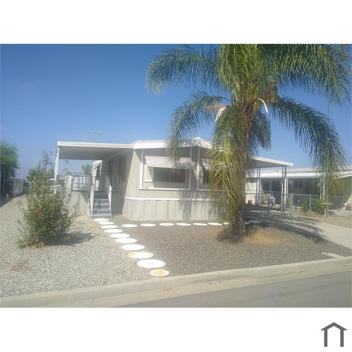 26097 Fountain Palm Dr